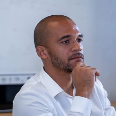 Johnathan Zinram-Kisch, Projektmanagement bei Projektprofi